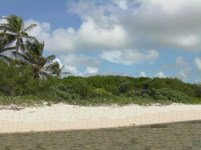 Xcalak – Lote con 20 metros de playa frente al mar