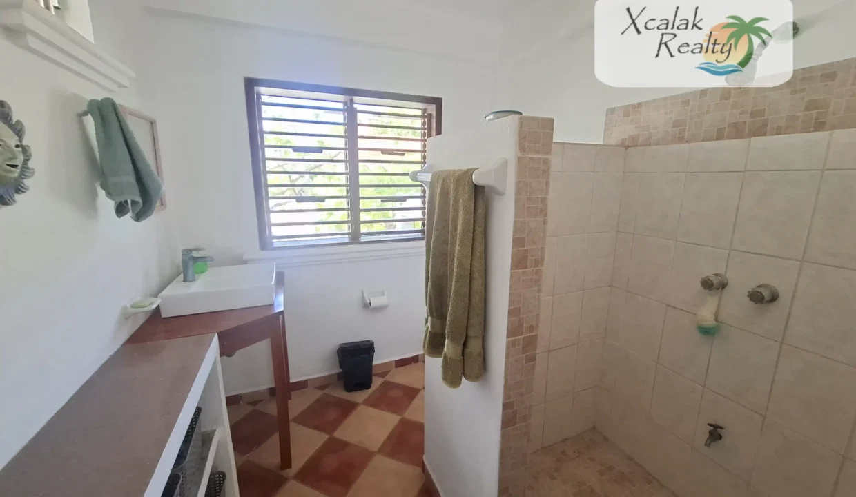 B-573 Xcalak Realty (13)