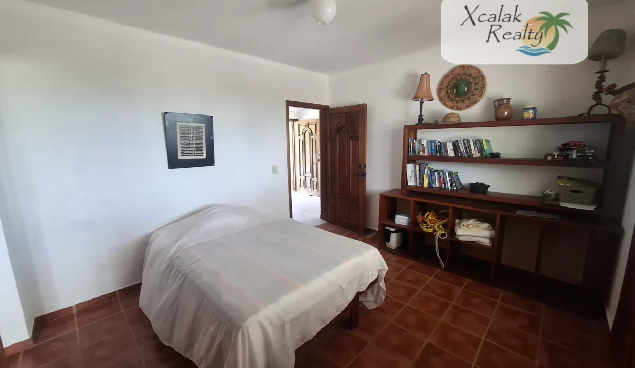 B-573 Xcalak Realty (20)