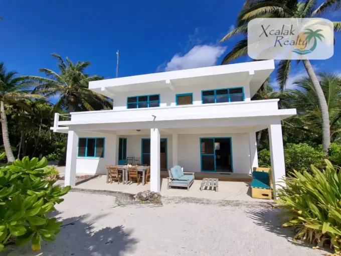Beachfront house for sale in Xcalak