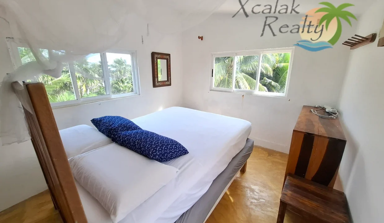 House for sale south of Mahahual Private Beach (15)