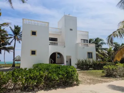 Xcalak – New Exclusive Listing – House for Sale North Of Xcalak Town 60 meters of beachfront.